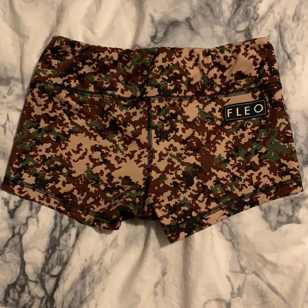Fleo shorts